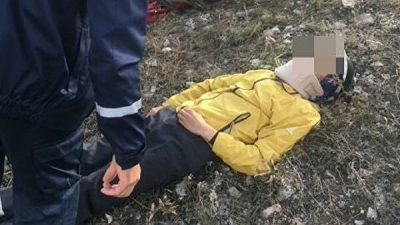 Парапланеристы под Феодосией упали с высоты, столкнувшись друг с другом