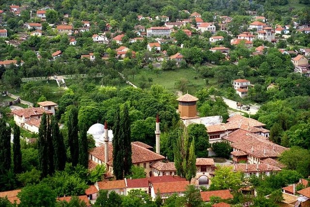 Бахчисарай – самый популярный город у любителей отдыха в малых городах