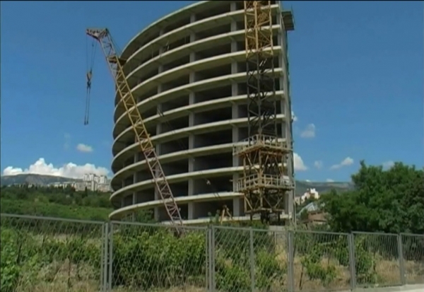 Не соответствующие нормам сейсмоустойчивости высотки пойдут в Крыму под снос