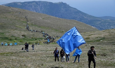 Восхождением на гору Чатыр-Даг в Крыму почтили память погибших татар
